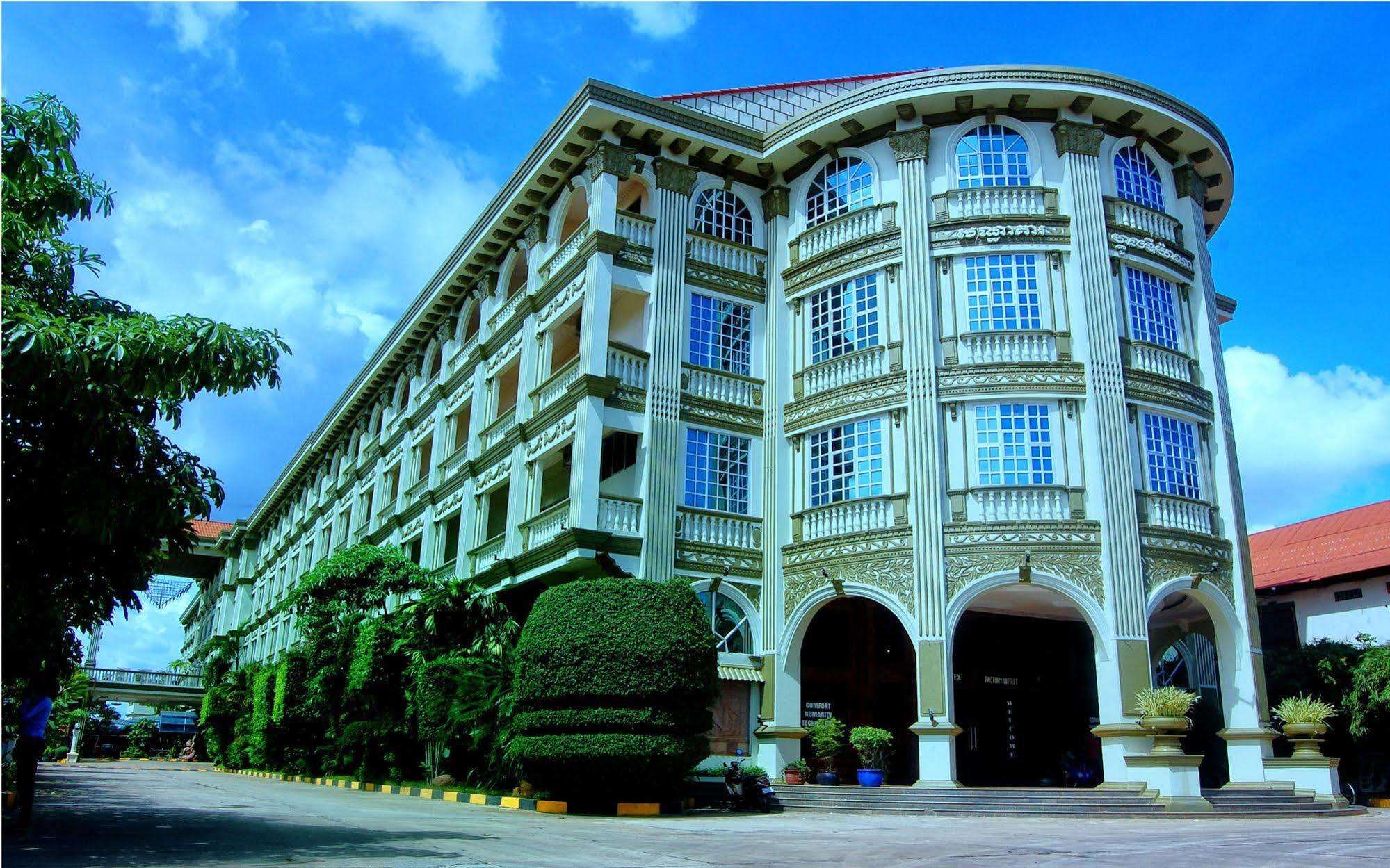 Goldiana Angkor Hotel Сіємреап Екстер'єр фото